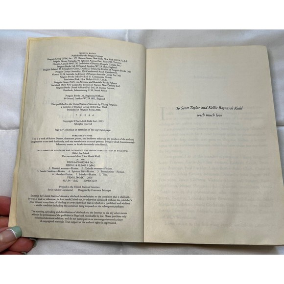 The Mermaid Chair: A Novel - paperback by Sue Monk Kidd - Picture 4 of 4